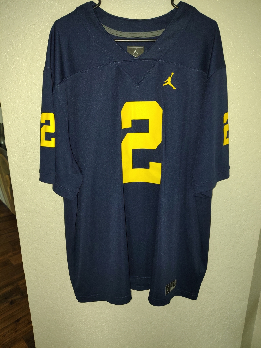 Jordan Brand navy blue University of Michigan Wolverines football jersey L-122